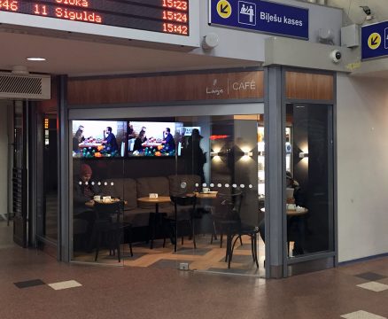 https://origo.lv/wp-content/uploads/2019/12/lage-cafe-1080x887-438x360.jpg